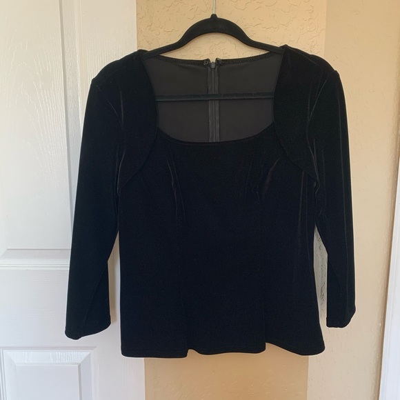 Stage Accents Black Velvet Long Sleeve Top - Picture 1 of 3
